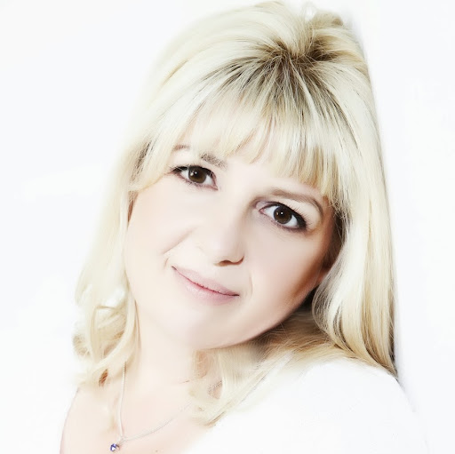 Janet Haynes Photo 32