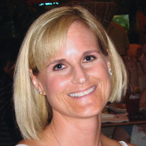 Rebecca Frazier Photo 25