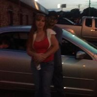 Jennifer Humphries Photo 31