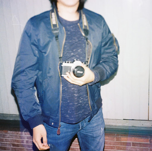 Robert Wang Photo 36