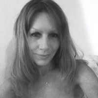 Wendy Hunter Photo 45