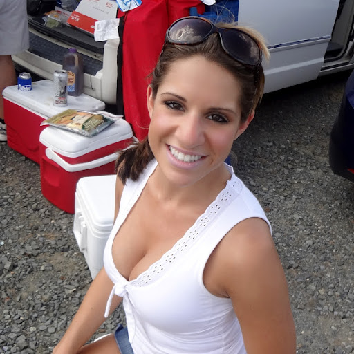 Danielle Wynn Photo 27