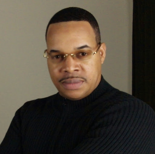 Russell Davis Photo 32