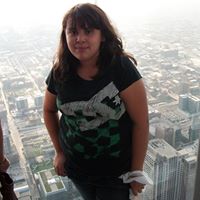 Elizabeth Mojica Photo 14