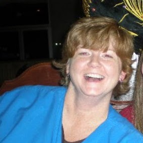 Heather Edmonds Photo 18