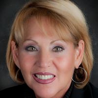 Deborah Spicer Photo 17