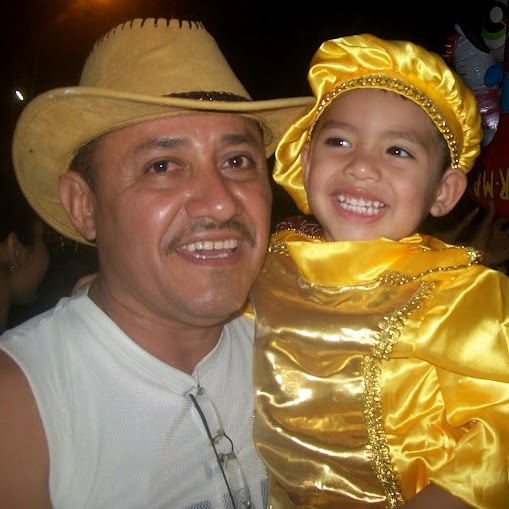 Antonio Vivas Photo 7