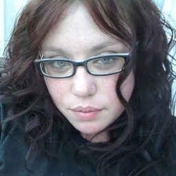 Alison Holmes Photo 31
