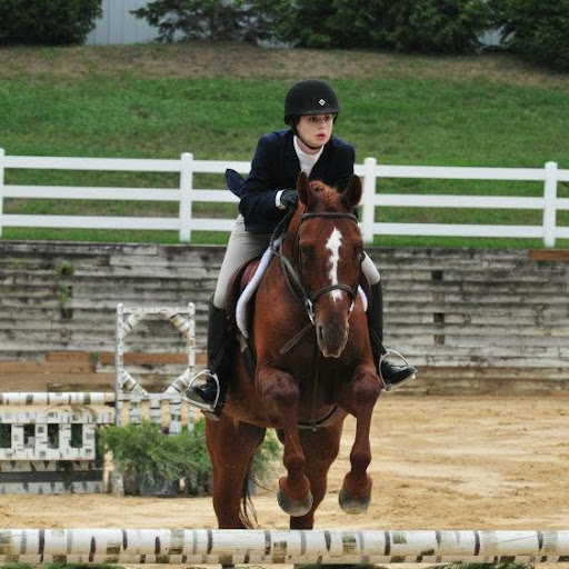 Lisa Kirk Photo 14