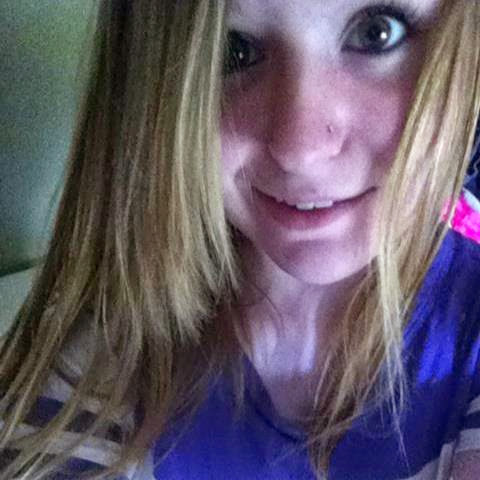 April Shaffer Photo 34