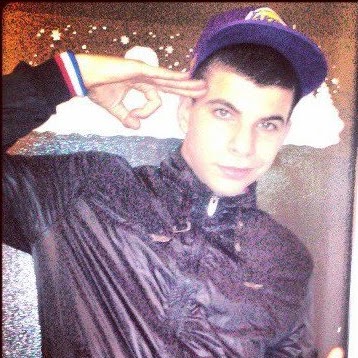 Daniel Desousa Photo 19