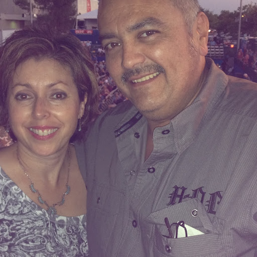 Martha Moreno Photo 36