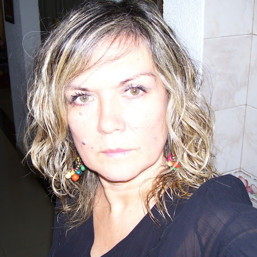 Rosa Salinas Photo 10