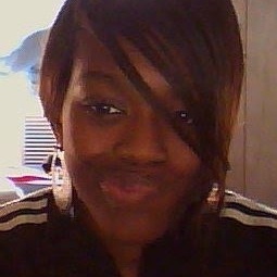 Angelique Robinson Photo 37