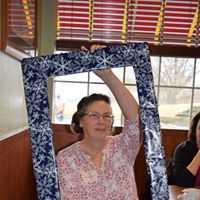 Lisa Hooker Photo 25