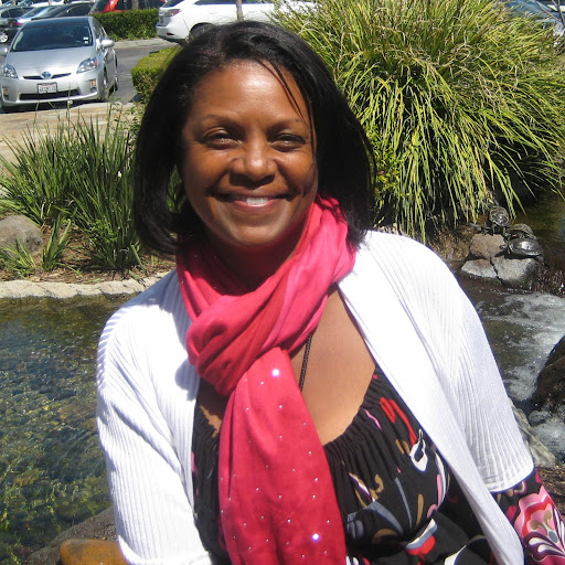 Tanya Thomas Photo 24