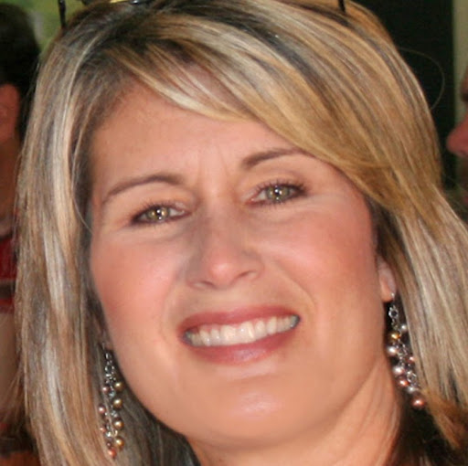 Linda Frank Photo 9