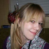 Alexis Yates Photo 20