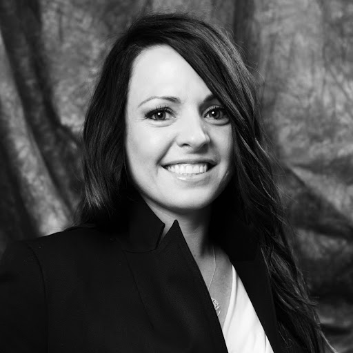 Amy Horton Photo 9