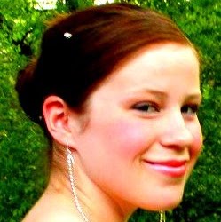 Michelle Malone Photo 42