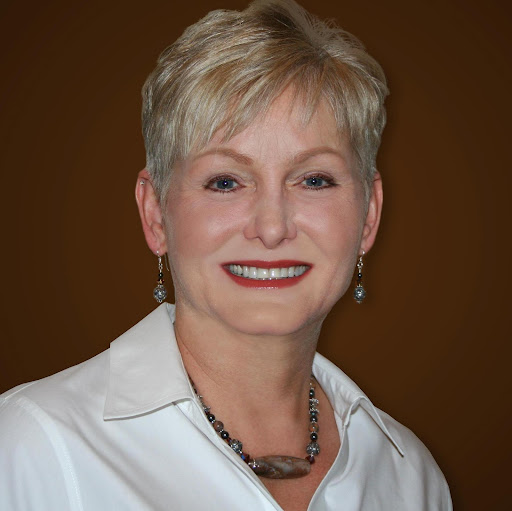 Denise Ward Photo 27