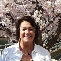 Janice Larson Photo 32