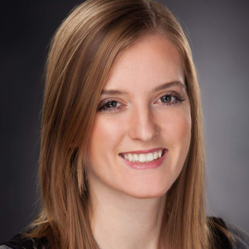 Sara Hartman Photo 43