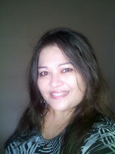 Maria Rogel Photo 2