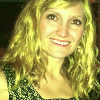 Lisa Caputo Photo 19