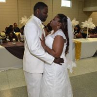 Desiree Harris Photo 26
