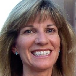 Debbie Snow Photo 37
