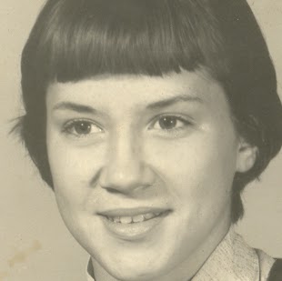 Lillian Wells Photo 14