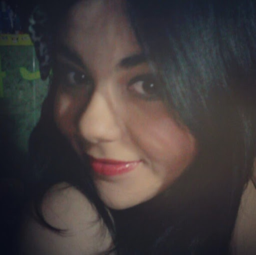Ana Lara Photo 20