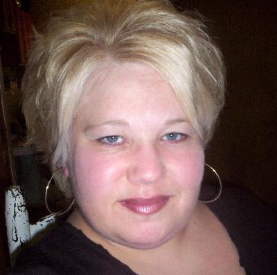 Tonya Lowe Photo 9