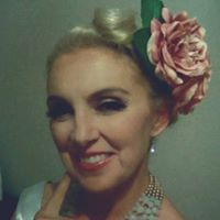 Anne Brady Photo 36
