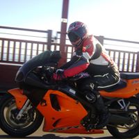 Jerry Salinas Photo 20