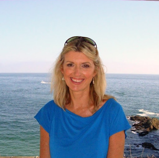 Laura Travis Photo 35