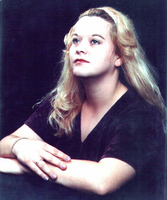 Renee Hall Photo 27