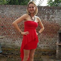 Laura Nowicki Photo 21