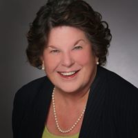 Ann Houston Photo 32