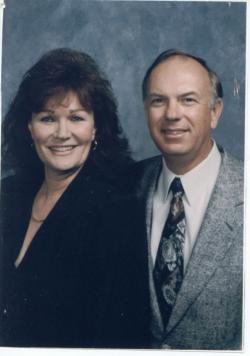 Linda Peterson Photo 24