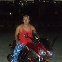 Julian Tapia Photo 6