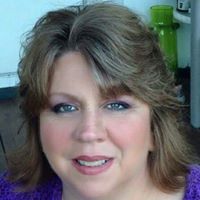 Lisa Goins Photo 27