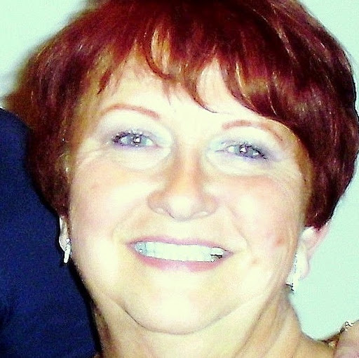 Terri Andrews Photo 34