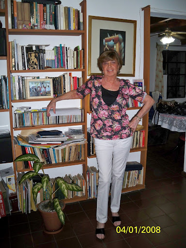 Alba Lopez Photo 23
