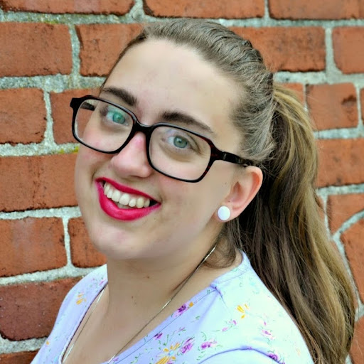 Laura Whitman Photo 35
