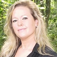Amy Stanley Photo 24
