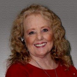 Linda Calvert Photo 34