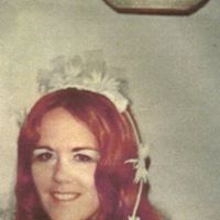 Lesley Perkins Photo 12
