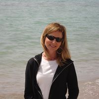 Cathy Robertson Photo 22